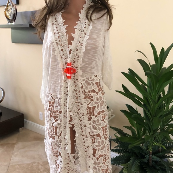 Sweater/Cover up from Italy 🇮🇹- NEW - Picture 2 of 9